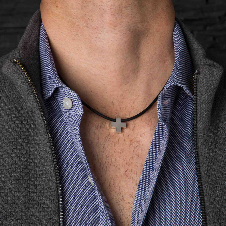 Dije cruz suiza de Plata