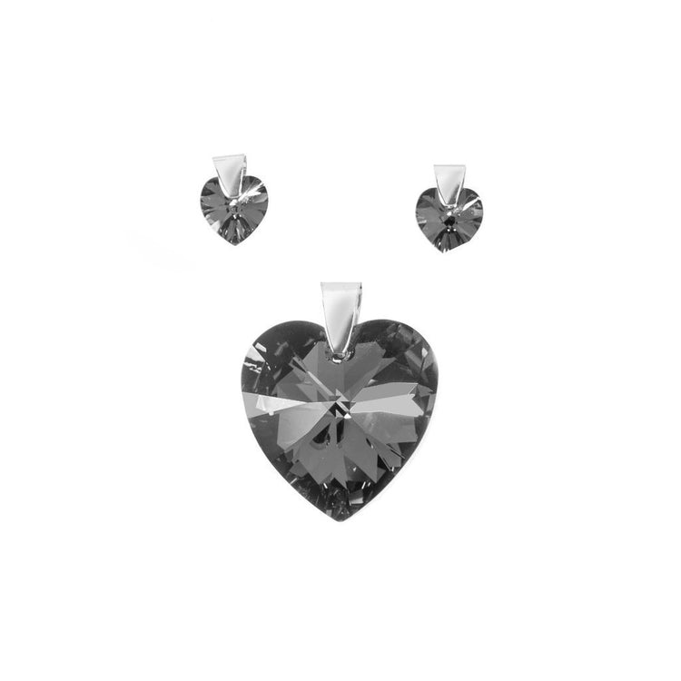 Dije y aretes de plata con cristal esmaltado de corazón