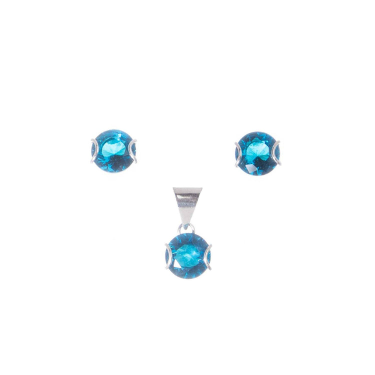 Dijes y aretes abrazo de zirconias con plata.