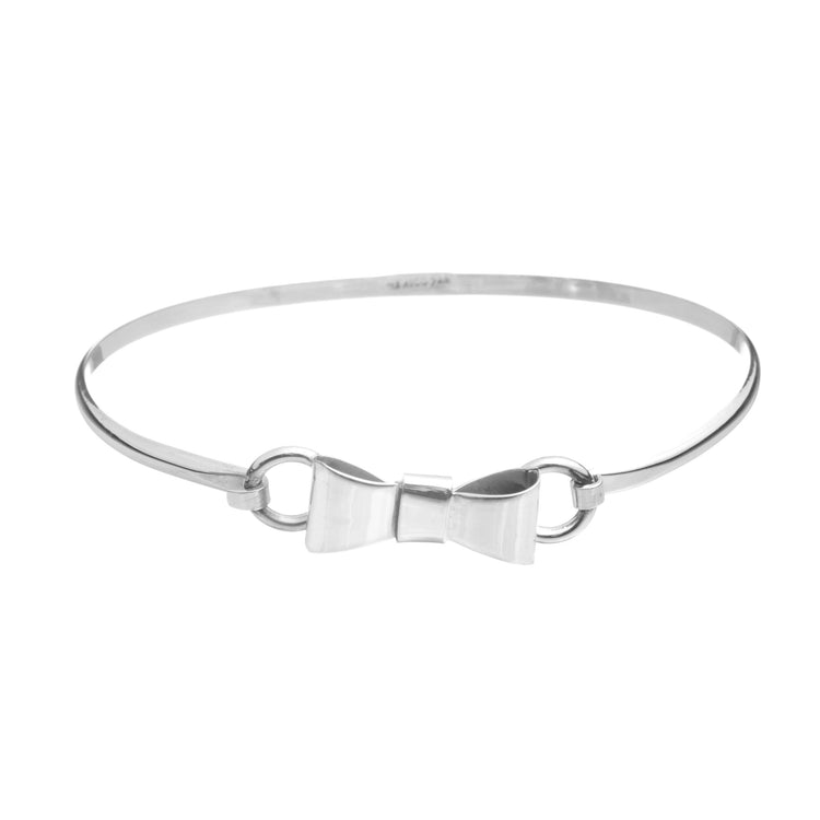 Brazalete de plata con moño