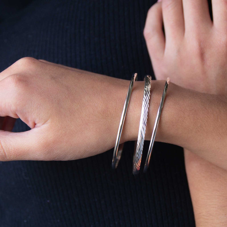 Pulsera fin de semana combinación lisa y diamantada de plata de plata mexicana