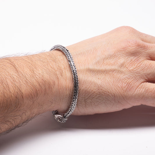 Pulsera bali trenzada redondeada de plata mexicana