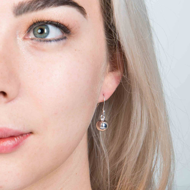 Aretes esfera de plata
