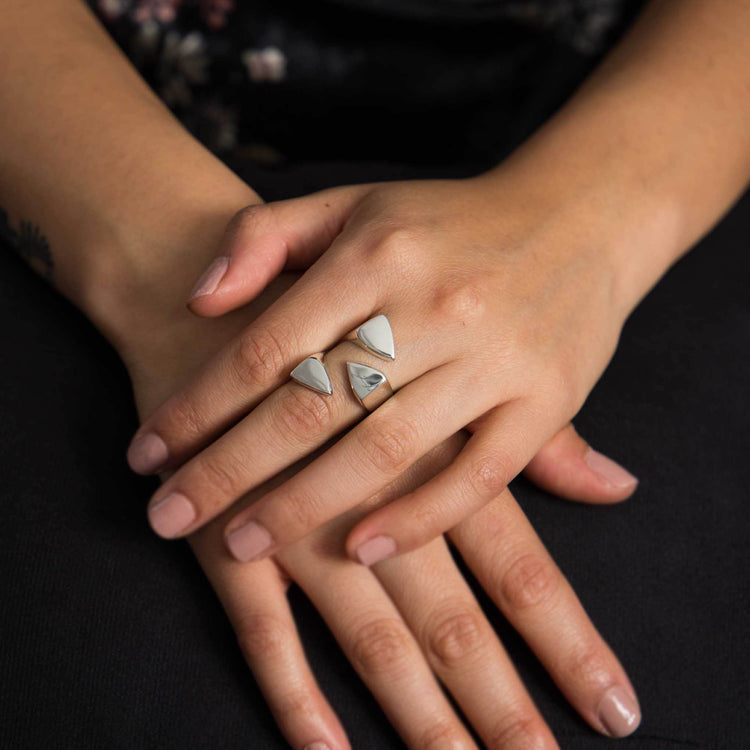 Anillo de Plata Triángulos