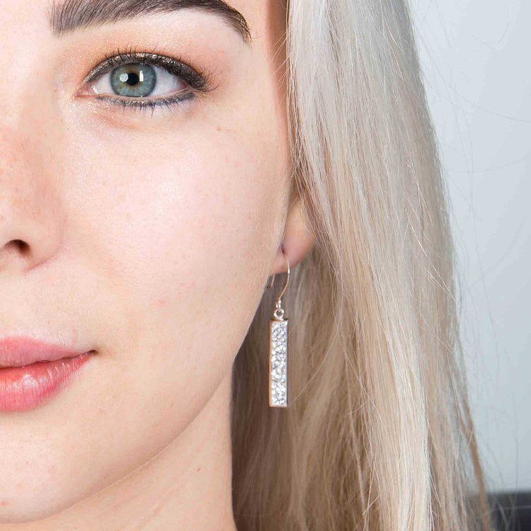 Aretes Barras de Plata con zirconias