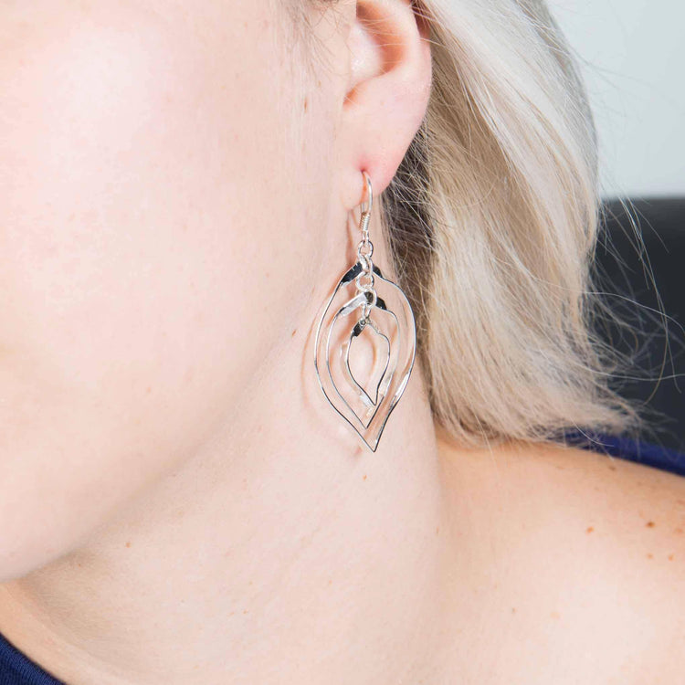 Aretes rombos ondeados de Plata