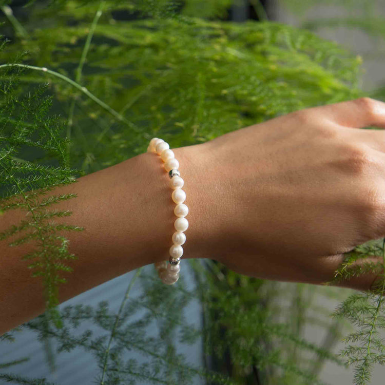 Pulsera perlas cultivadas con esferas de Plata