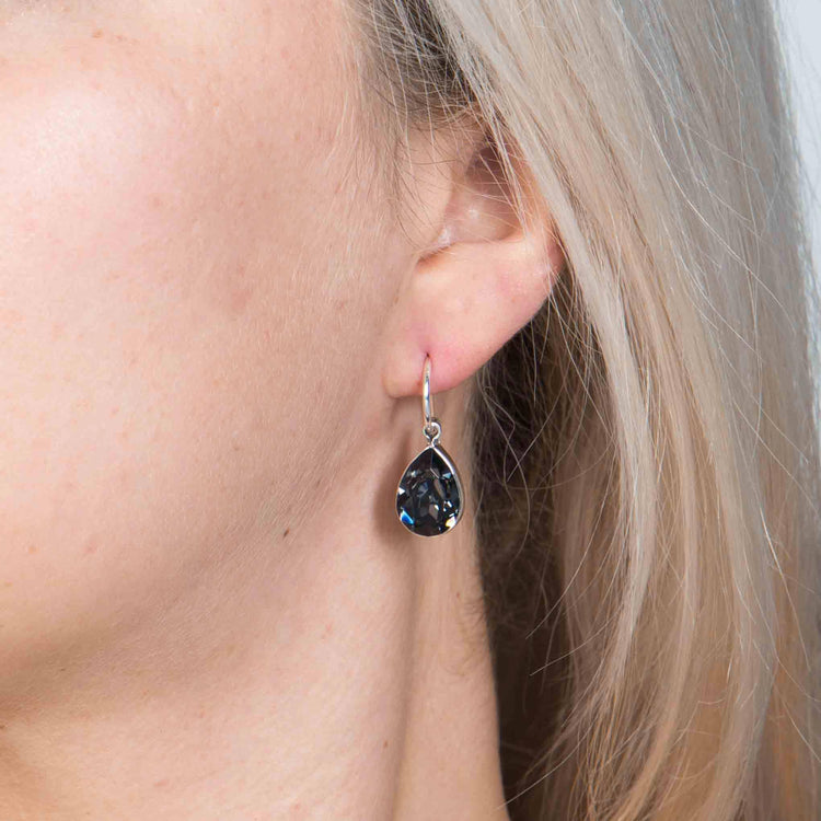 Aretes de gota con cristal facetado de Plata