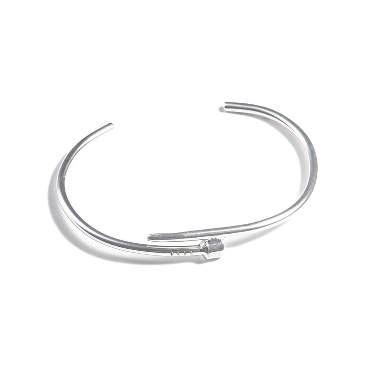 Brazalete clavo de plata