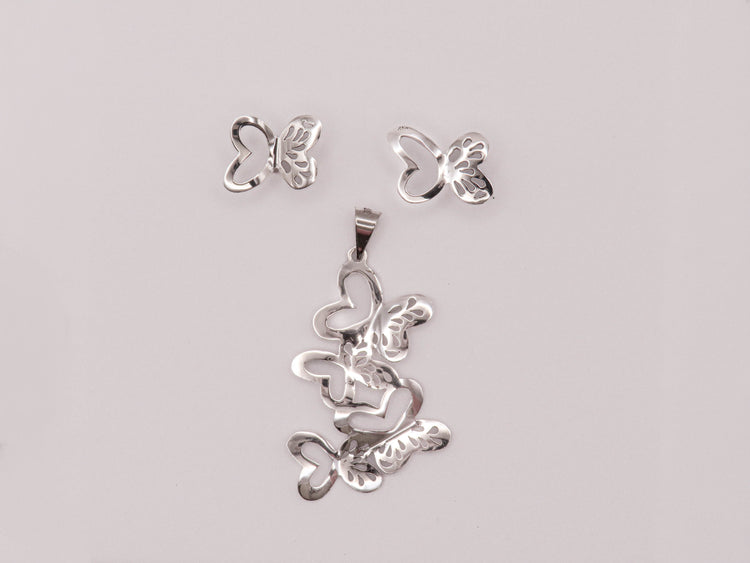 Juego plata mariposas con corazón