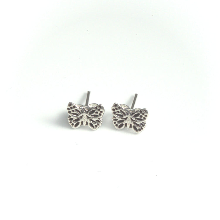 Aretes mariposa pavonada de plata