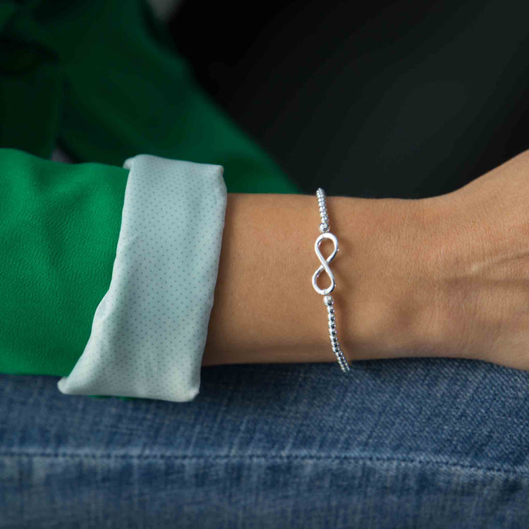 Pulsera con infinito de Plata