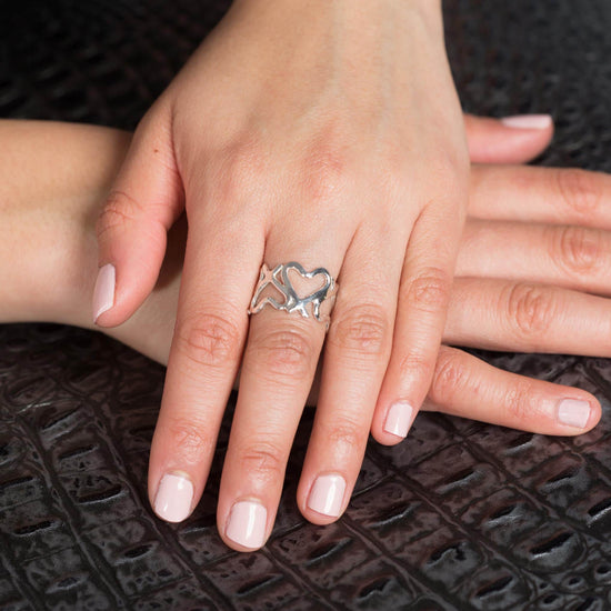Anillo silueta de corazón  de plata mexicana