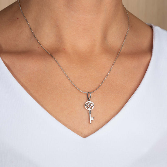 Dije llave detallada de plata de plata mexicana