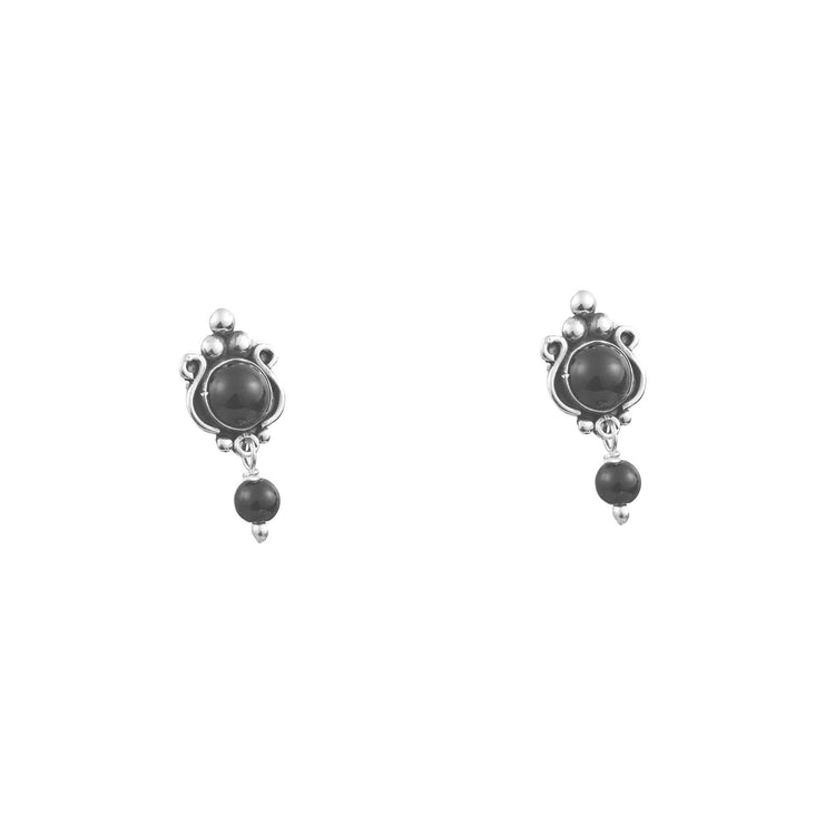 Classic silver molding earrings