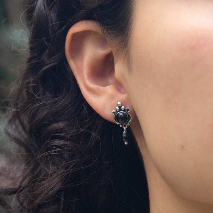 Aretes moldeado clásico de plata de plata mexicana