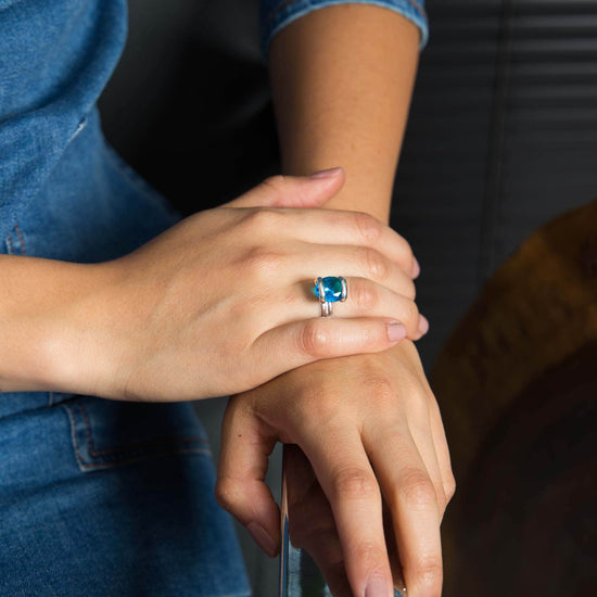 Anillo de Plata con Zirconia Grande