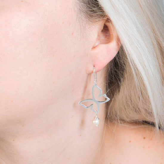 Aretes de Plata en forma de mariposa Cloé