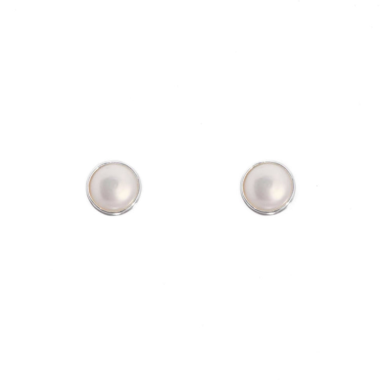 Aretes con perlas biseladas en plata